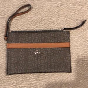 Guess Wristlet
